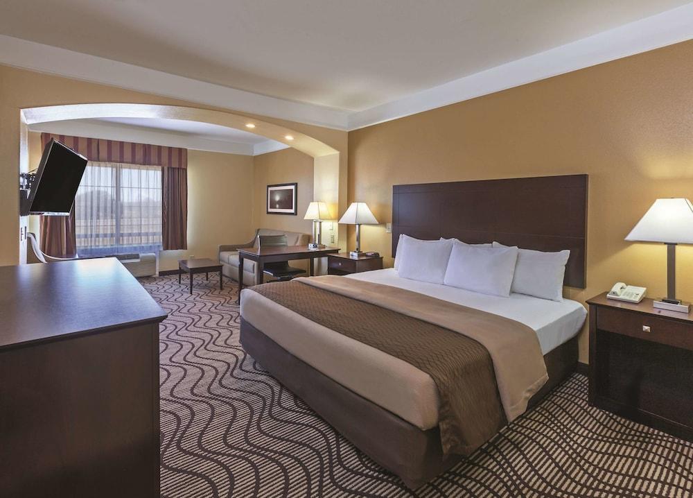 La Quinta By Wyndham Angleton