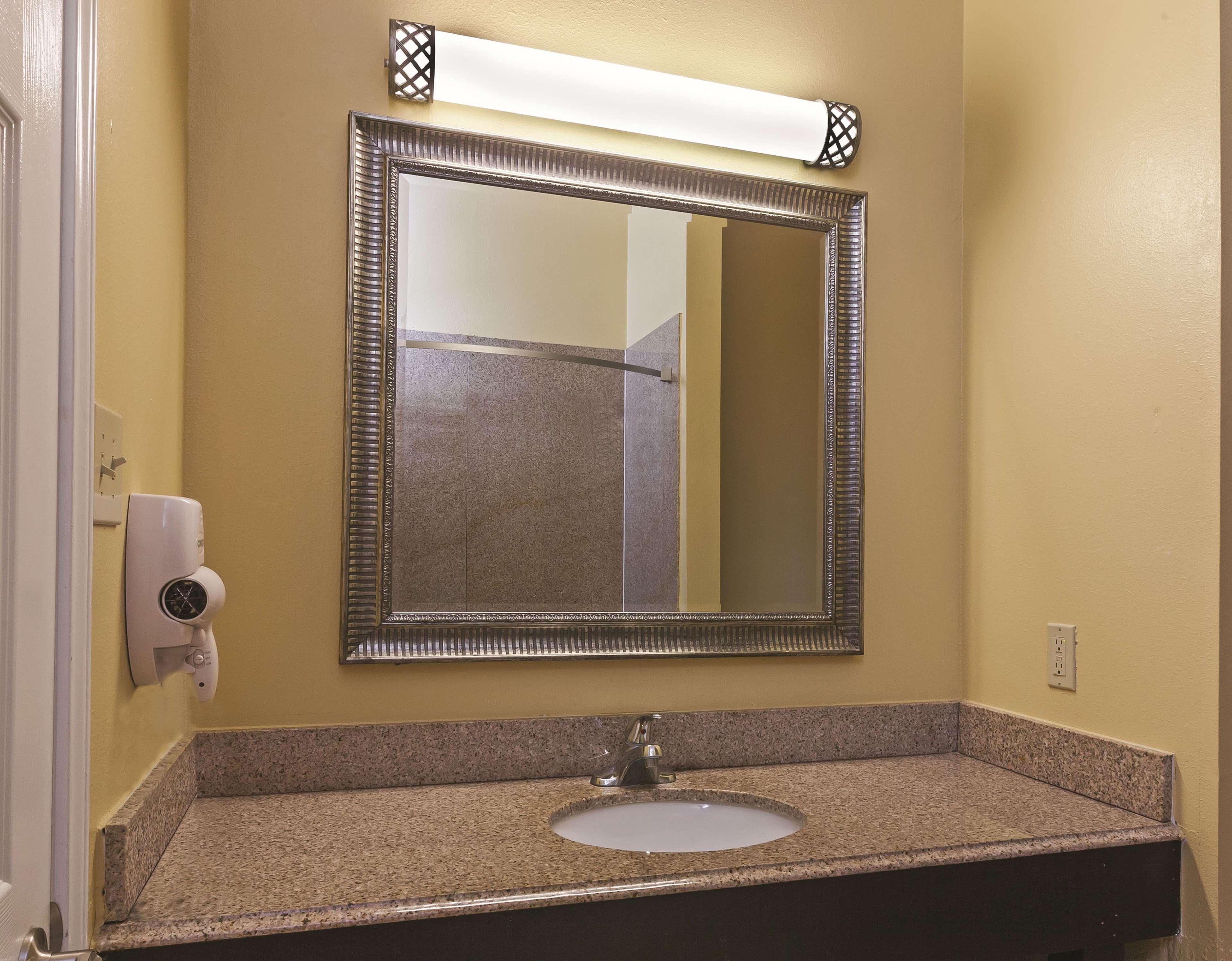 La Quinta By Wyndham Hotel