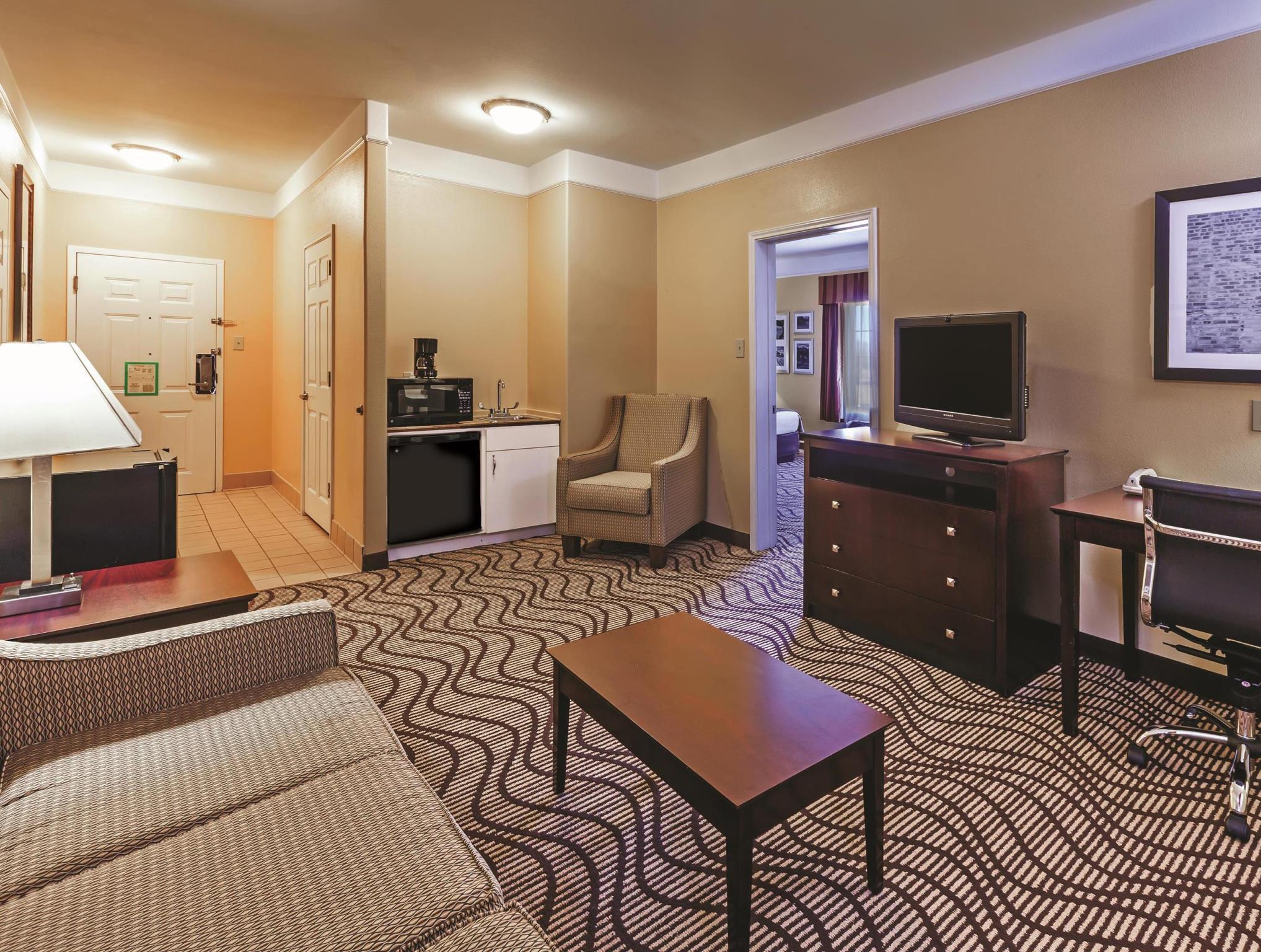 La Quinta By Wyndham Hotel