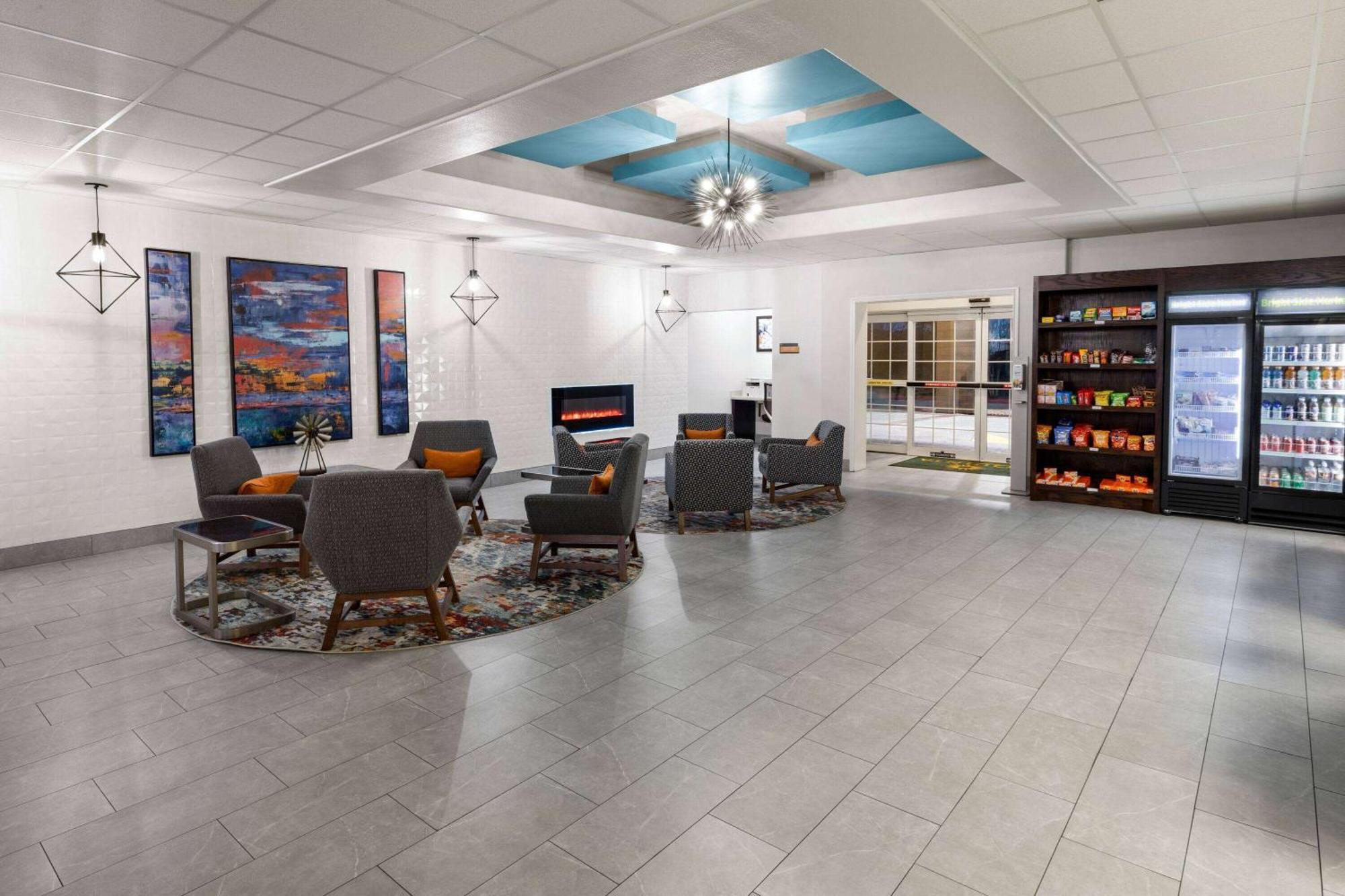 Hotel La Quinta By Wyndham 3*