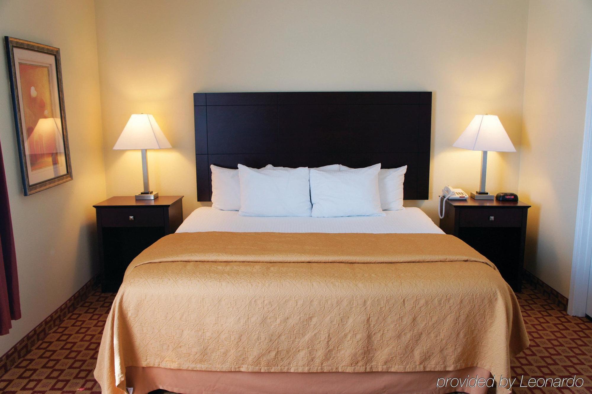 La Quinta By Wyndham Hotel